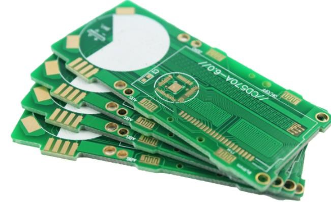 PCB 设计有关 PCB 工具孔的所有信息：它们的用途和位置